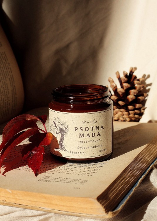 Świeca sojowa Psotna mara 110 ml 1.jpg